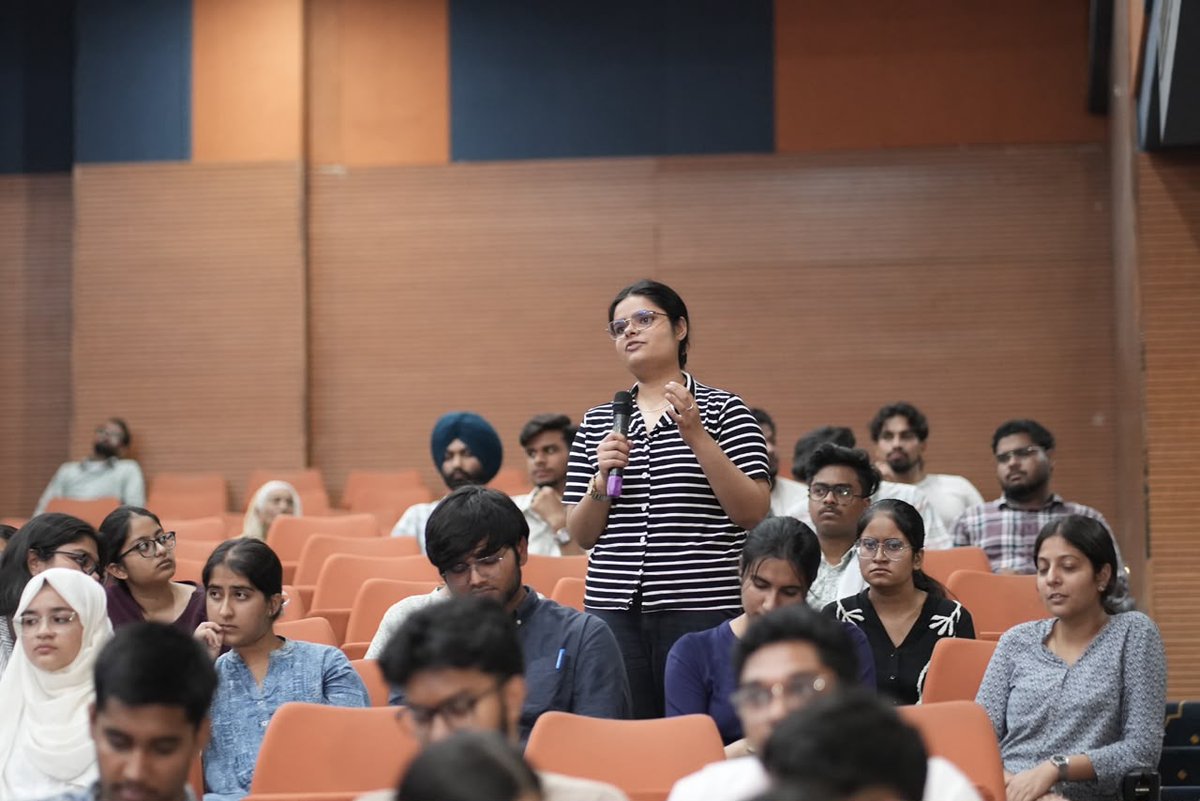 MYBharatHQ's tweet photo. The Viksit Bharat Young Leaders Dialogue 2026 - #YoungProfessionalsRoundtable at Government Medical College, Amritsar brought together inspiring voices for meaningful dialogue and cultural celebrations, advancing the vision of Fit Bharat Hit Bharat.

#MYBharat https://t.co/XSyTEa1lSR