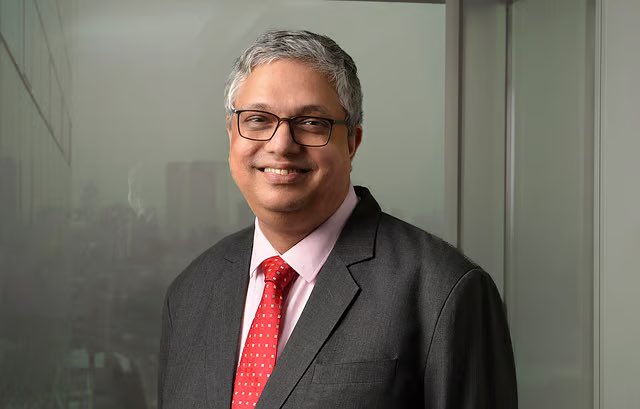 InvestRepeat's tweet photo. Sankaran Naren, CIO ICICI Prudential Mutual Fund in latest interview:

> AI crazes needs to settle for FII money to flow into India. FIIs looking for growth & AI companies attracts them most now.

> Don’t believe people should invest in gold & silver at this point.

> Compared to large & small cap, mid caps are most overvalued.