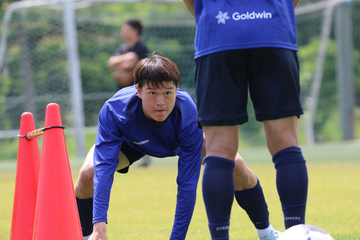 katallertoyama's tweet photo. ／
トレーニング写真📷
＼

オフ明けの午前練習は、サーキットトレーニングから！
今回は縄跳びなど、バラエティに富んだメニューも！
1年間戦い抜く体作りを進めます💪

#カターレ富山 https://t.co/XWMQnUlOSL