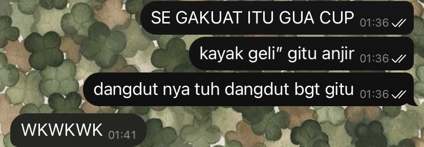 irulbosempang's tweet photo. ternyata dengerin lagu dangdut tuh kayak dangdut bgy ya😅😅😅 GABISA JELASIN INTINYE DANGDUT AJA https://t.co/esGP3ORra2