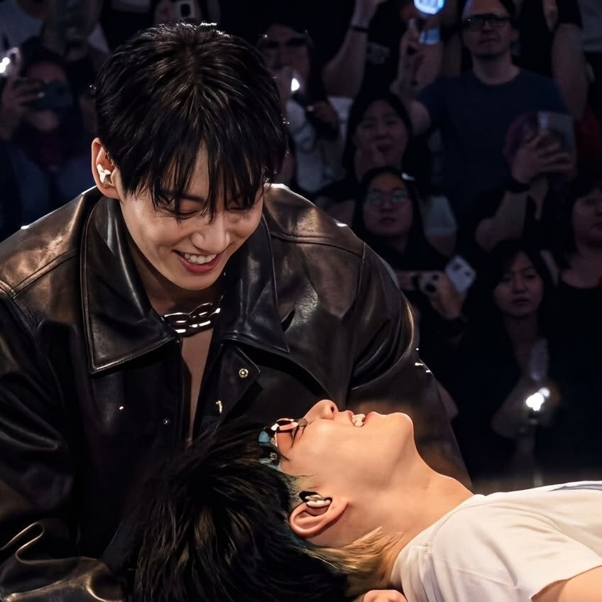 _taegguk_luv_'s tweet photo. their smiles 🤧 https://t.co/jupVvqtsO1