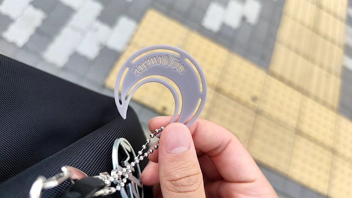 HARUMAYO_ztmy's tweet photo. 服買った時のタグ？かわいいからキーホルダーにしてるけど、同じ事してる民いる？ https://t.co/NMNHvub9vh