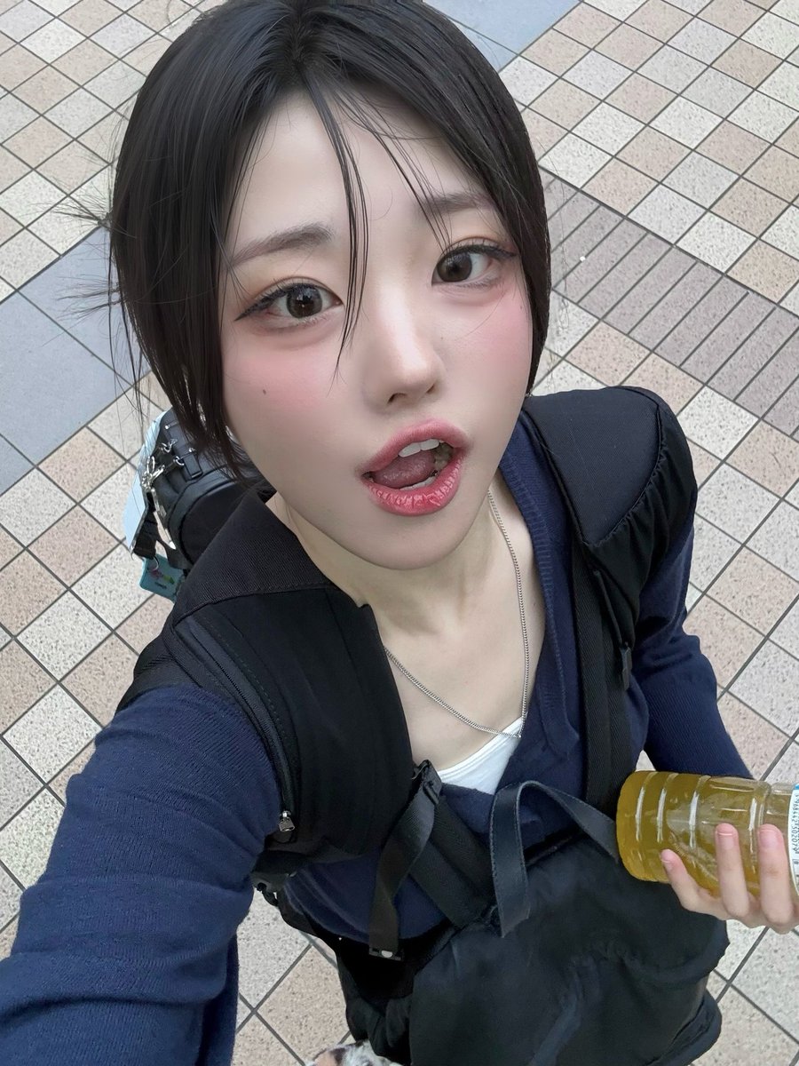 nayoungtaku's tweet photo. 260703 #히나 인스타그램 업로드 💙

뒤죽박죽 고봉밥🌪

#QWER #HINA #냥뇽녕냥 #ひな #장나영 https://t.co/CioY36nw7z