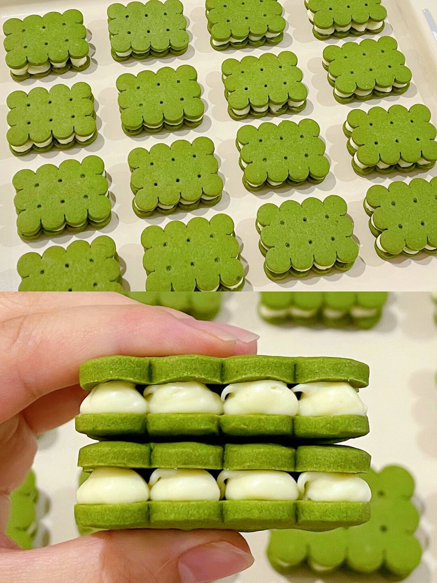 REGIANEBATISTA9's tweet photo. Got my hands on these crispy matcha pocky sticks  Perfect midday pick-me-up to share with my desk mate! Who else’s snack stash needs a matcha upgrade， https://t.co/L7l6El9Usl