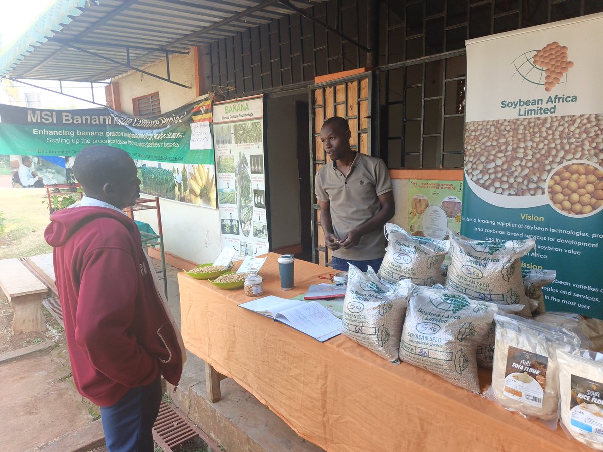 SoybeanAfrica's tweet photo. The Agriculture Trade Show in Jinja is still on! 

Visit us at the @SoybeaAfrica stall in the @makcaes village.

We are ready to share best practices on how to improve your soybean productivity with the various approved soybean technologies. [1/2] https://t.co/72BYw7IQ68