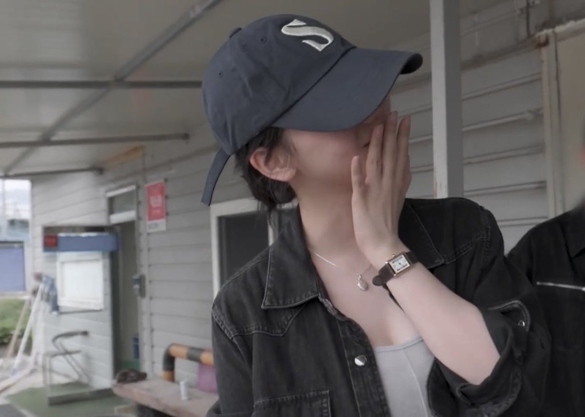 Karinize_'s tweet photo. พี่น่าบบ. มาแบบ

“พี่ขับรถเก่งใช่มั้ยล่ะ”
“จอดรถก็เก่งนะ”
“ตอนนี้อวดได้แล้วค่ะ”

🫠🫠🫠🫠🫠🫠🫠🫠🫠🫠 https://t.co/QceheAsEMk