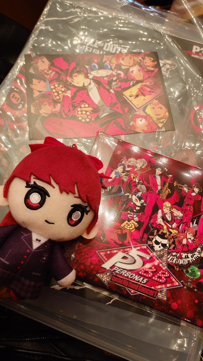ekurea_ot's tweet photo. P5のコンサートきた！！ https://t.co/CImHs0KbzL