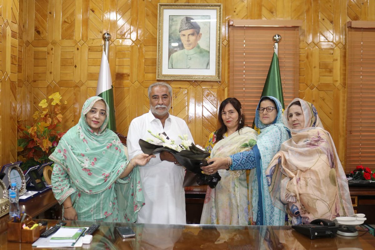 gb_assembly's tweet photo. A delegation from the Gilgit-Baltistan Rural Support Programme (GBRSP) called on the Speaker of the Gilgit-Baltistan Assembly, Imran Nadeem, at his chamber to congratulate him on his unopposed election as Speaker.
#Gilgitbaltistan
#GBAssembly https://t.co/zzXxEXMCGm