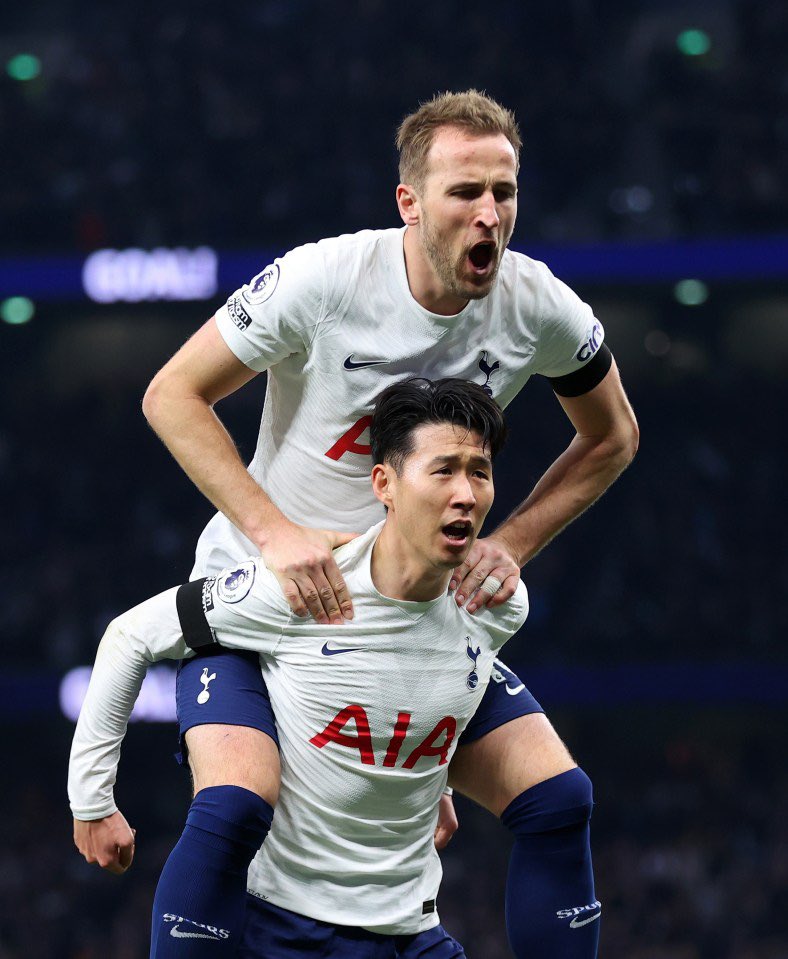 HotspurLane's tweet photo. Typical, #THFC just need a quality LW and Striker to complete what would be a truly fantastic side. 

Only if we become serious just a couple years earlier…😫🤷‍♂️ https://t.co/c2OdrENd3y