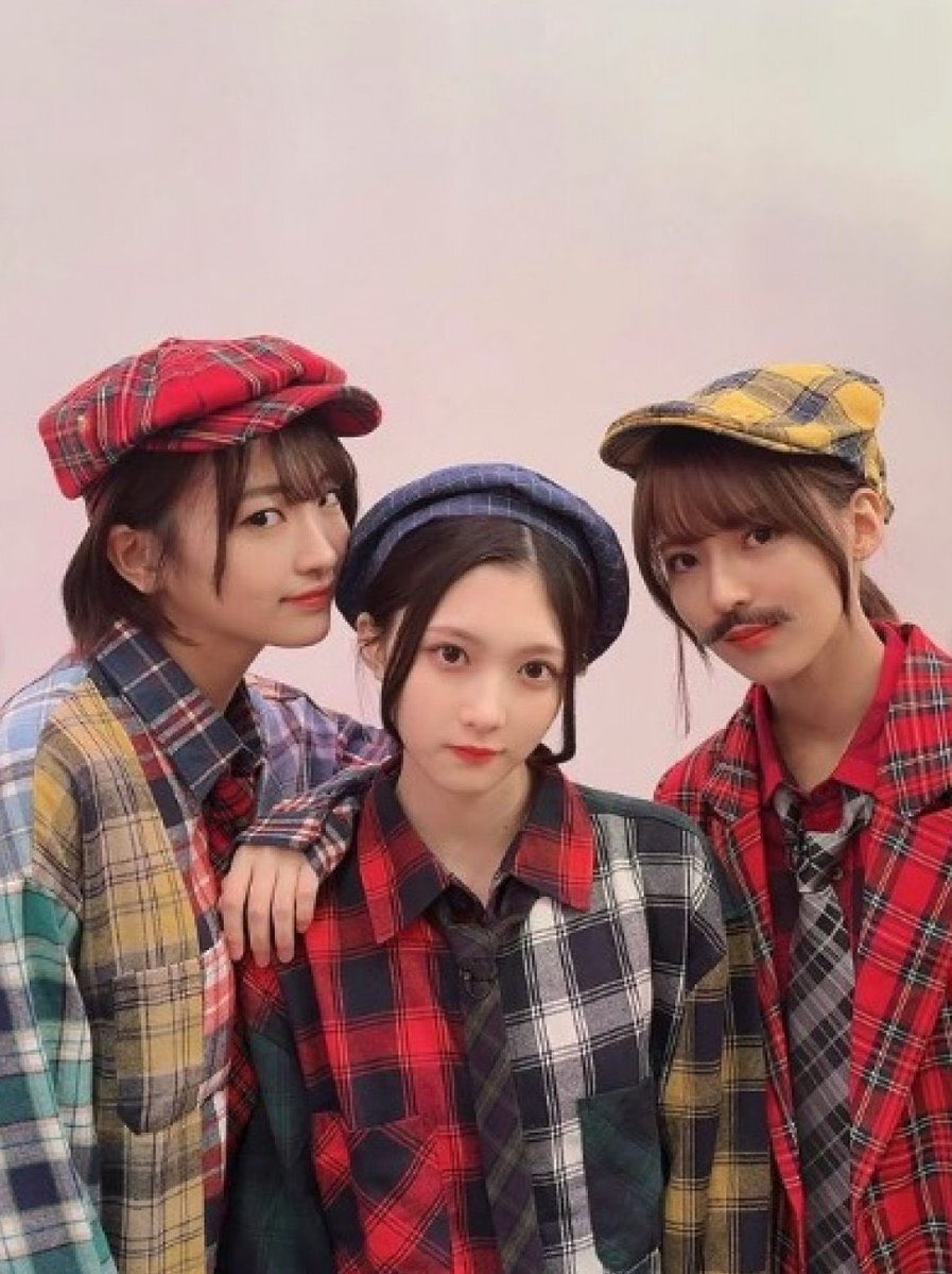 Tsurukumasaharu's tweet photo. スーパーアイドル乃木坂46♪櫻坂46のメンバーが、チェッカーズを歌ってくれるのは、とても嬉しいしとても有り難い！
これからも歌って欲しいと爺いは願ってます。いつでもハモリに行きまっす。 https://t.co/haumEI6BC3