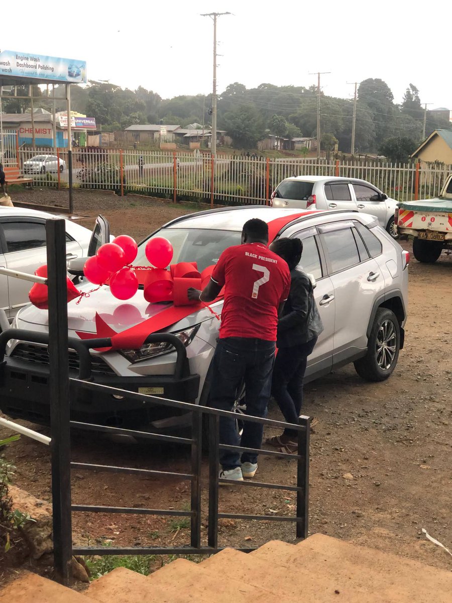 baroswahjr's tweet photo. Chebet Mutwol, a Kenyan based in Australia, surprised her mother with a brand-new car shipped directly from Australia. https://t.co/DzdlnFoMjy