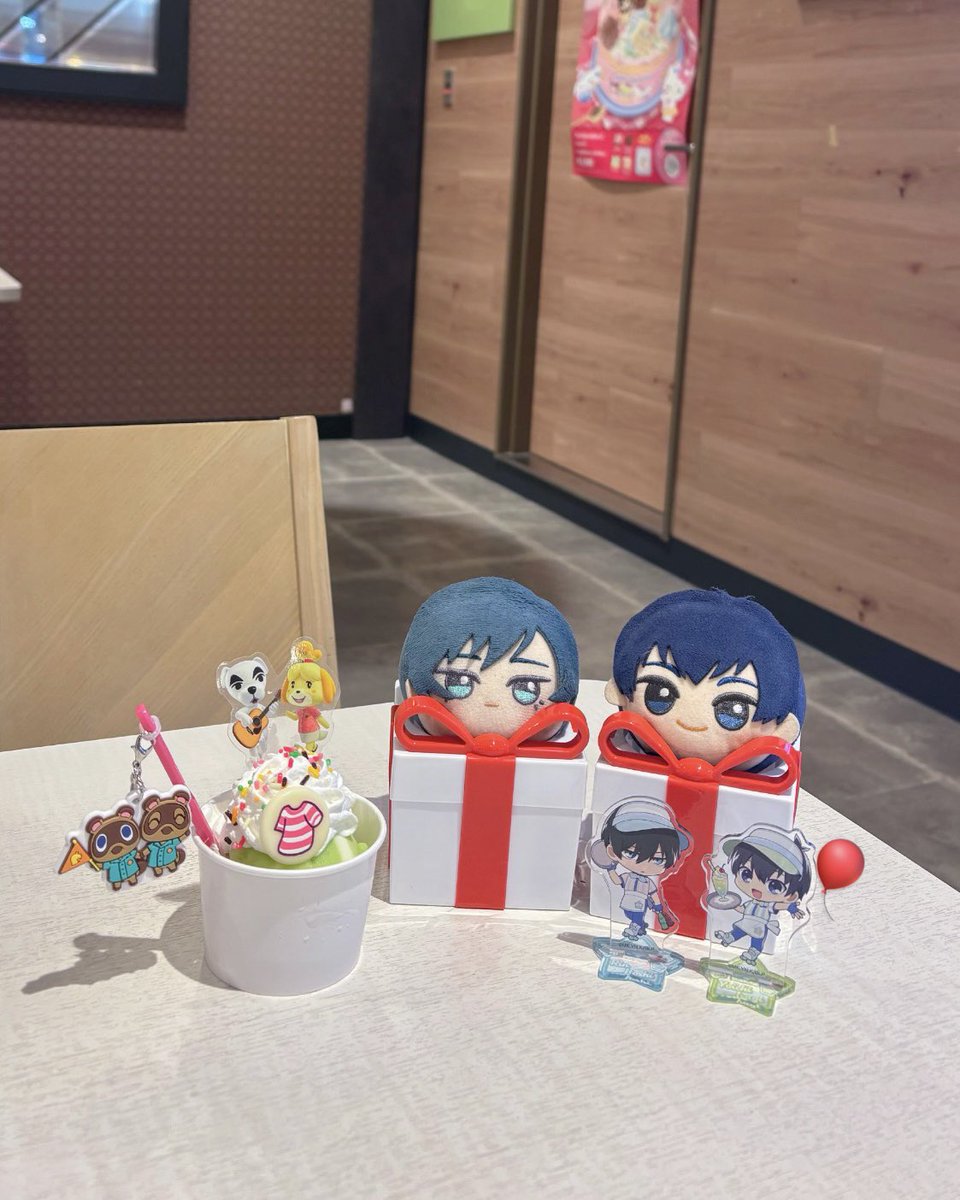 rnxis0's tweet photo. ⸌̟͂̋⸍̑⸜̑⸝ ͂ サーティワン × あつ森コラボ 🍨🤍

プレゼントボックスにぬい入れるの可愛くて2日連続通ってしまった🎶
今回初めて食べたダイキュリーアイスも美味しかった近いうちにまた行く(ˆ⩌⩊⩌ˆ)💘★ https://t.co/422vBAnaMJ