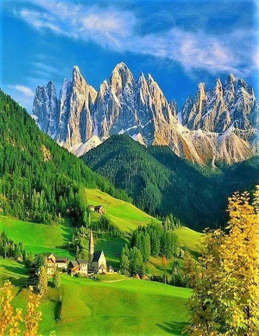 TheEarth_calm's tweet photo. Where emerald valleys meet towering peaks, nature reminds us how beautiful peace can be. 🏔️💚
❓ If you could spend one week here, what would you do first—🏕️ hike, 📸 explore, or 🌄 simply enjoy the view?
#Nature #Mountains #Landscape #ScenicViews #EarthCalm #NaturePhotography https://t.co/z4XbsMv3V3