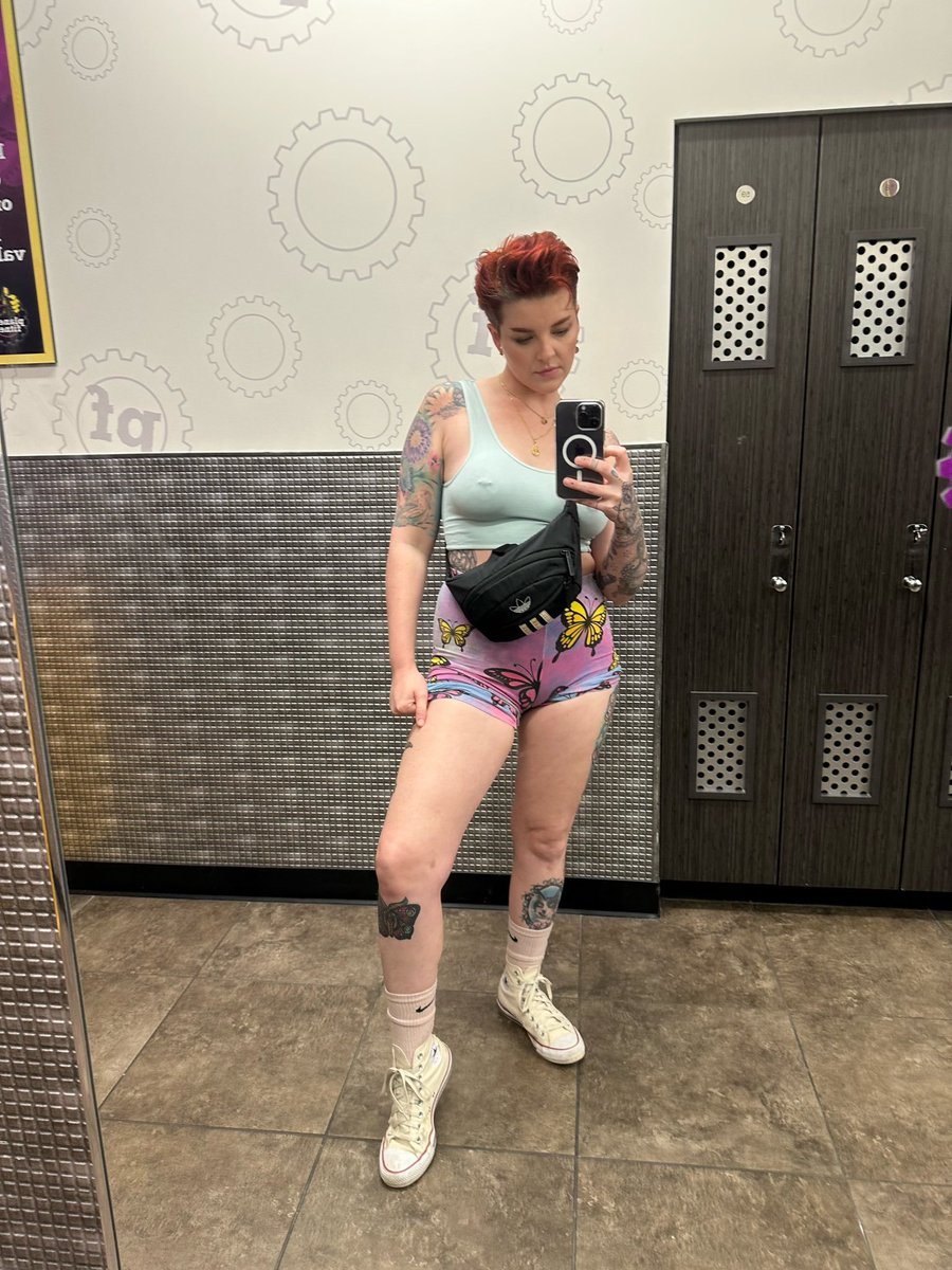 Reislin2006's tweet photo. I need someone who's down to spend time with me and something serious better https://t.co/Bb8QYwM645