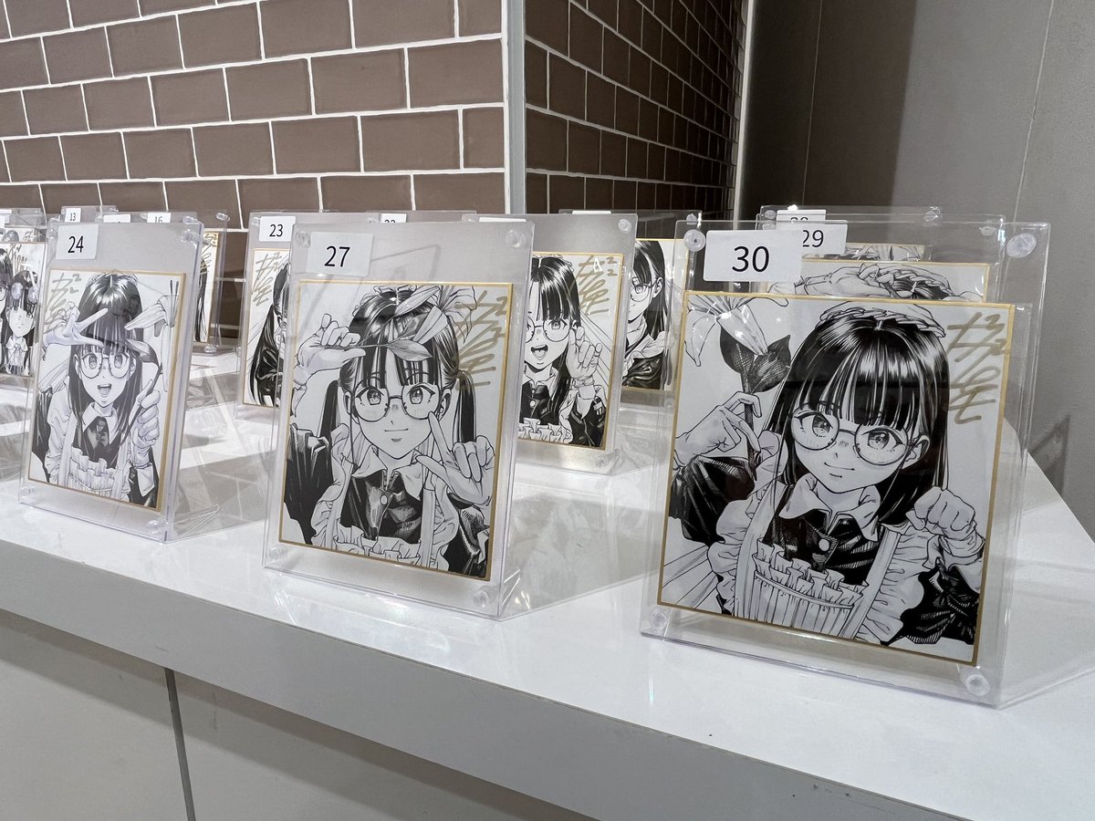 ガガイモ個展「黒縁美人」OSAKA ／ 📣本日7/5ミニ色紙発売
