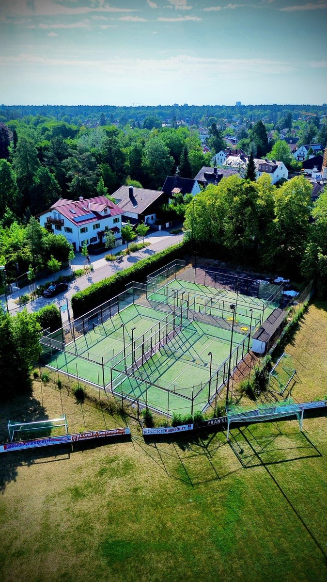 Padel10's tweet photo. Guten Morgen https://t.co/viFwY7ps3j