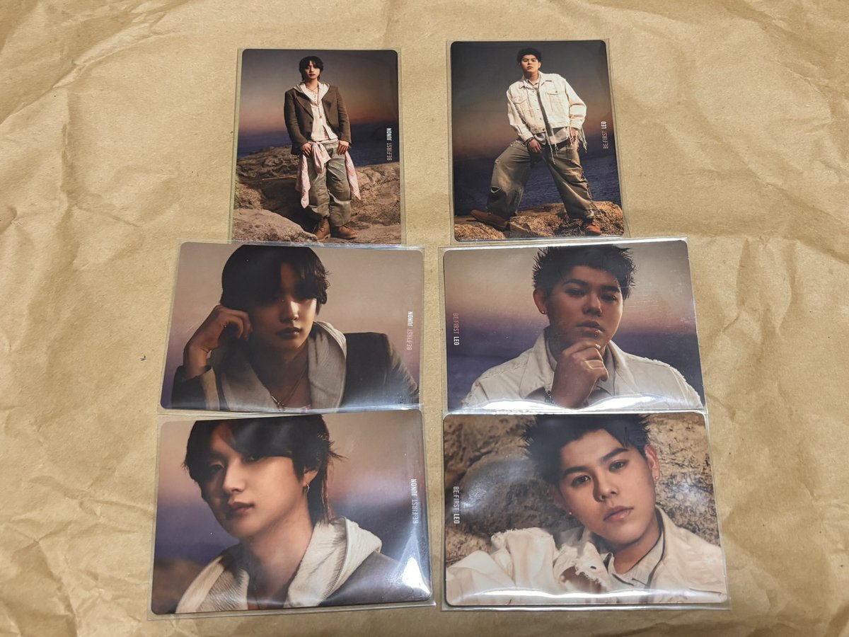 AsFirsttttttt1's tweet photo. BE:FIRST Missing トレカ 交換

譲▷ジュノン JUNON
        レオ LEO

求▷マナト MANATO
        リュウヘイ RYUHEI

2:2交換で探してます！
トレカABC(C多数あり)纏めて交換希望です🙇‍♀️
特典のドアノブハンガー🦁2あるので↔︎🐧🐉も求めてます！

郵送、渋谷手渡し(7/5夜)

#BEFIRST交換 https://t.co/it6gb3fBo2