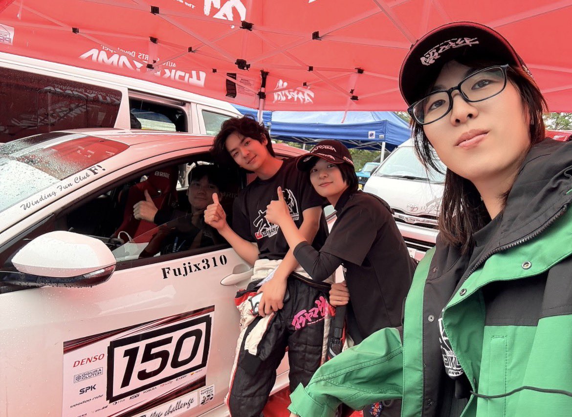 mini1330mini94's tweet photo. #プレステージラリー に弟の雄治くんペアと一緒に参戦させていただきます( Ꙭ)!

私たち
3クラス　32番
ADVANオクヤマFujix310ヤリス

弟ペア
3クラス　33番
Fujix310ヴィッツ

弟たちに負けないようがんばります💪
よろしくお願いいたします🙇‍♀️ https://t.co/exhqXGtia8