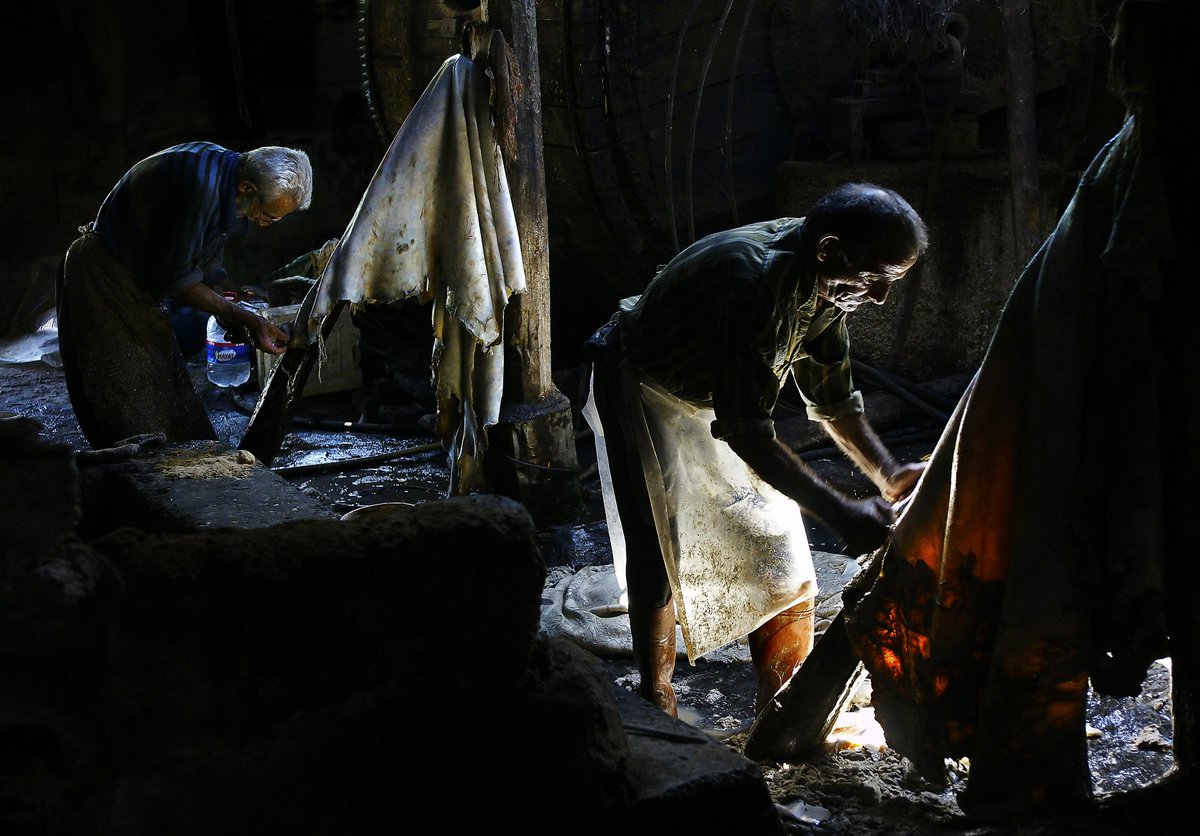 CraftPhotoAward's tweet photo. Vanishing Crafts Photography Competition

This post features selected award-winning and exhibition photographs from the competition. Held in 2013, the competition received 1,057 photographs submitted by 335 participants.#Handmade  #TraditionalCrafts #PhotographyCompetition https://t.co/m2IjF3RrzV