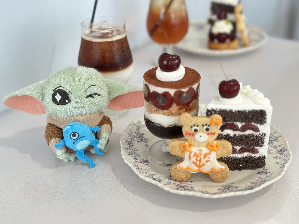 gin7naaa's tweet photo. たまたま出会ったのでお迎えした！
グローグーも美味しいの持ってる😉🐸
と言わんばかりの表情で可愛いね https://t.co/1UkIwQppLm