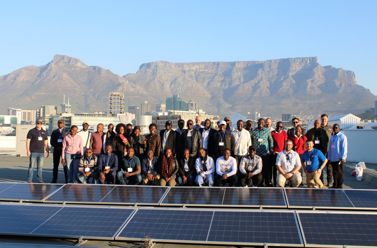 SEA_UrbanEnergy's tweet photo. From policy to practice. ☀️⚡
Participants in the #DistributedGeneration Technical Support Program Workshop visited a Solar PV installation at the V&A Waterfront, gaining first-hand insight into real-world DG implementation, grid integration, and renewable energy delivery. https://t.co/FCbowlDdjd