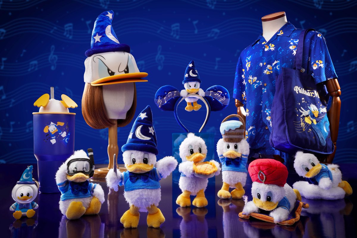 PixieDustPlus's tweet photo. An incredible Mickey's Philharmagic merchandise collection at Hong Kong Disneyland #hongkongdisneyland https://t.co/JC6Rp21u1V
