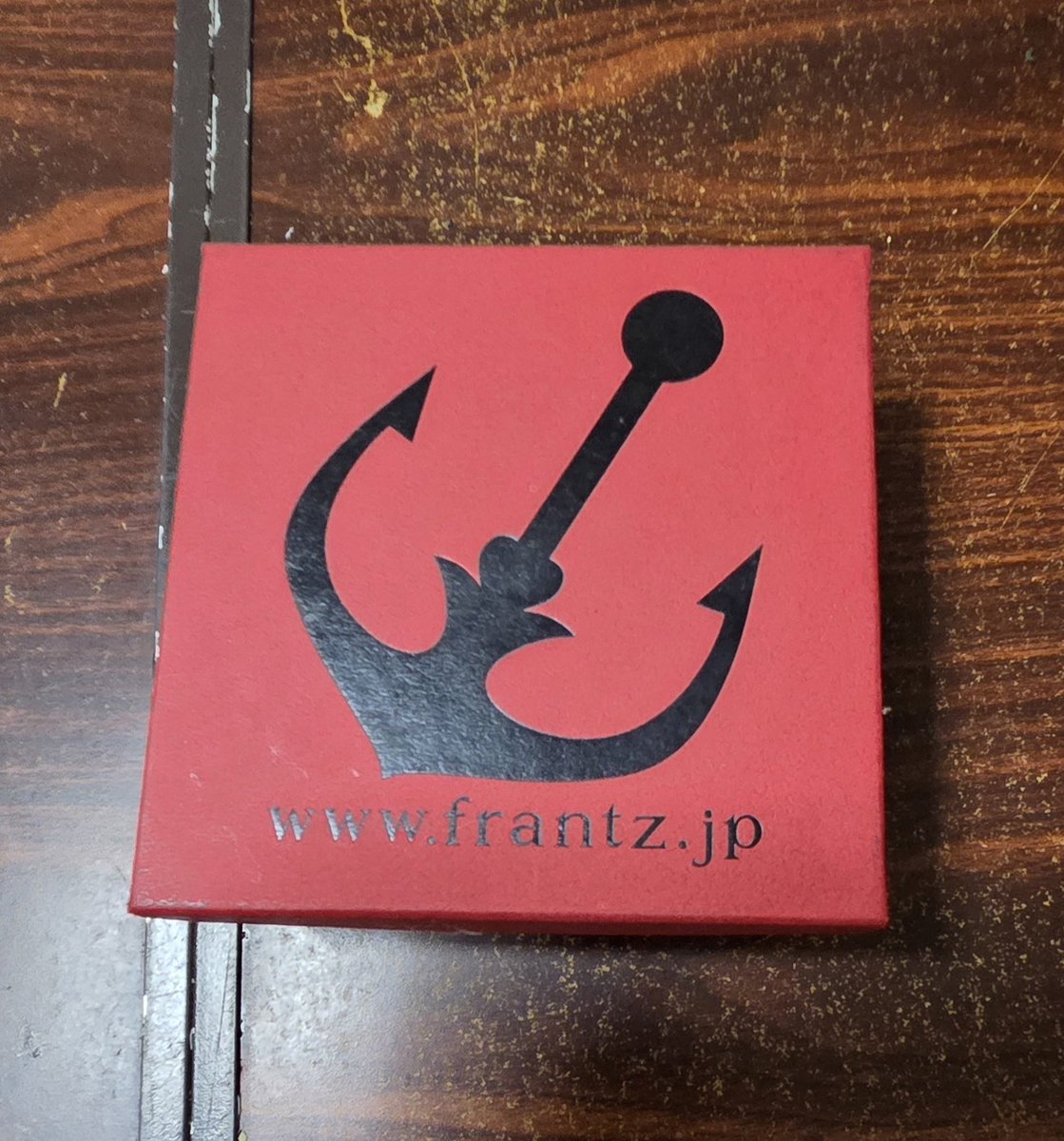 taremorizaemon's tweet photo. かなり前にいただいた壺プリンの箱。この中にアクセサリーいれて保管してたのを忘れてました😅
壺プリンめっちゃ美味しかったなぁ😋
高価なデザートありがとうございました https://t.co/iLKjtISkaE