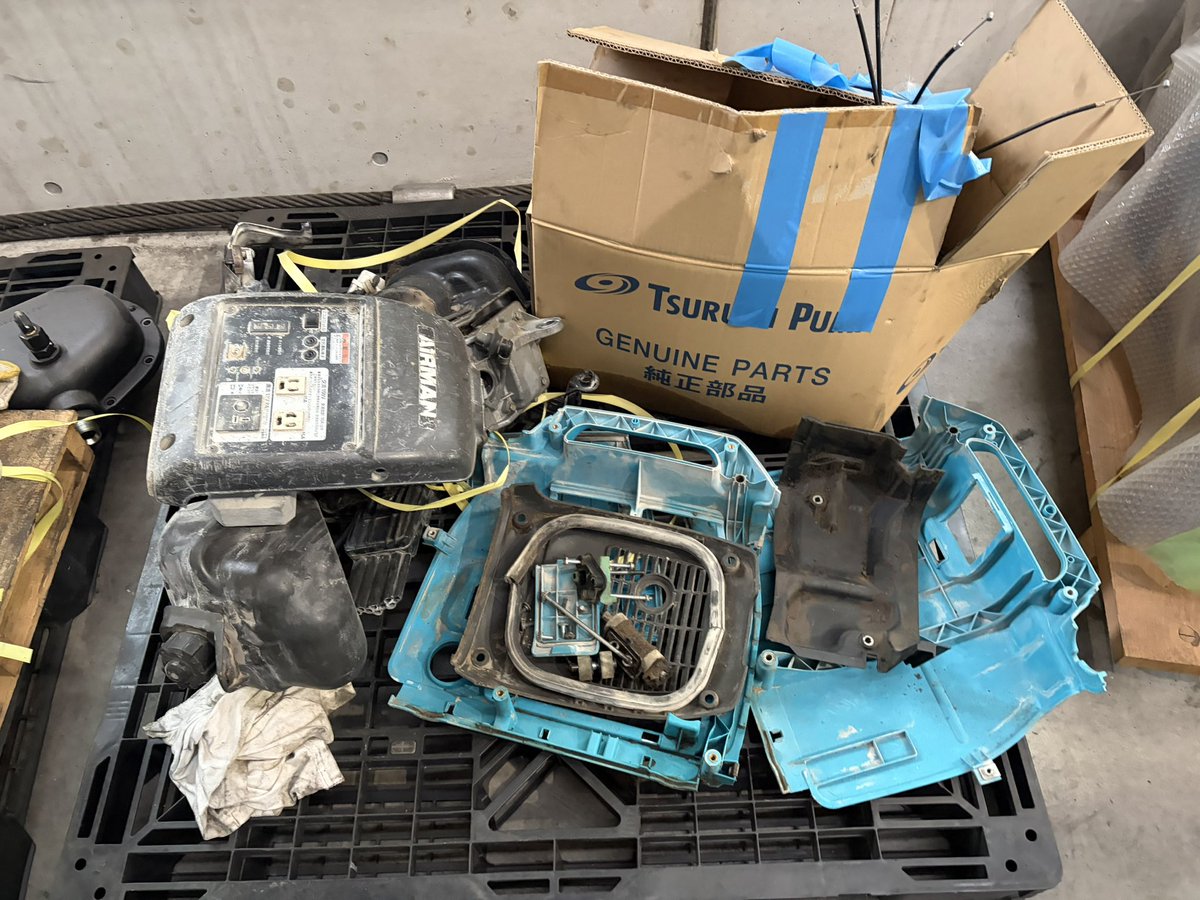 ICEWALKER77's tweet photo. 発電機HP1600の欲しい人います？
オイル上がりしてる
ホンダのOEMだから流用できるよ
もちろん無料 https://t.co/D9fMOjnMNf
