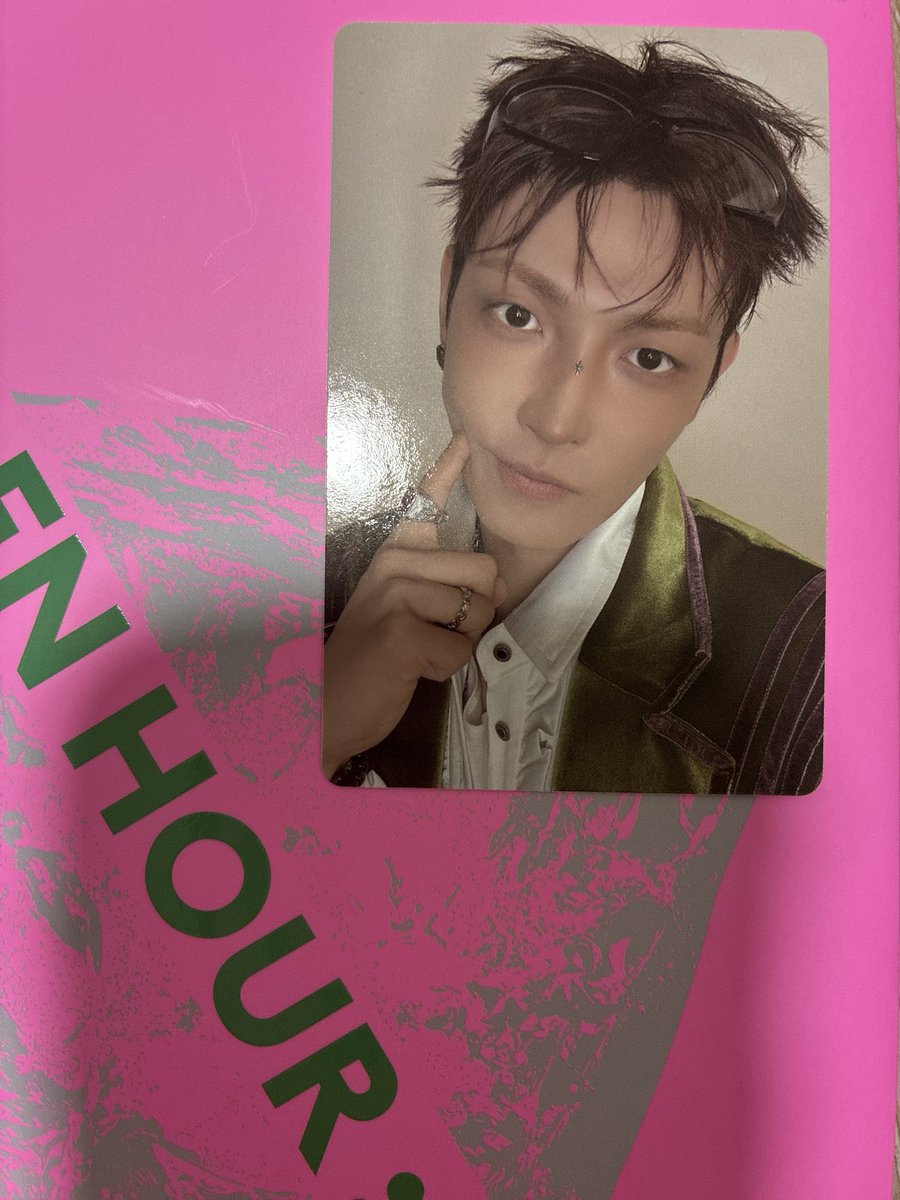 Atiny_cf's tweet photo. @4281_sst 検索から失礼します🙇‍♀️
画像のホンジュンとソンファ交換いただけないでしょうか？
異種になりますが、ご検討の程、宜しくお願いします！ https://t.co/MP8sICpebr