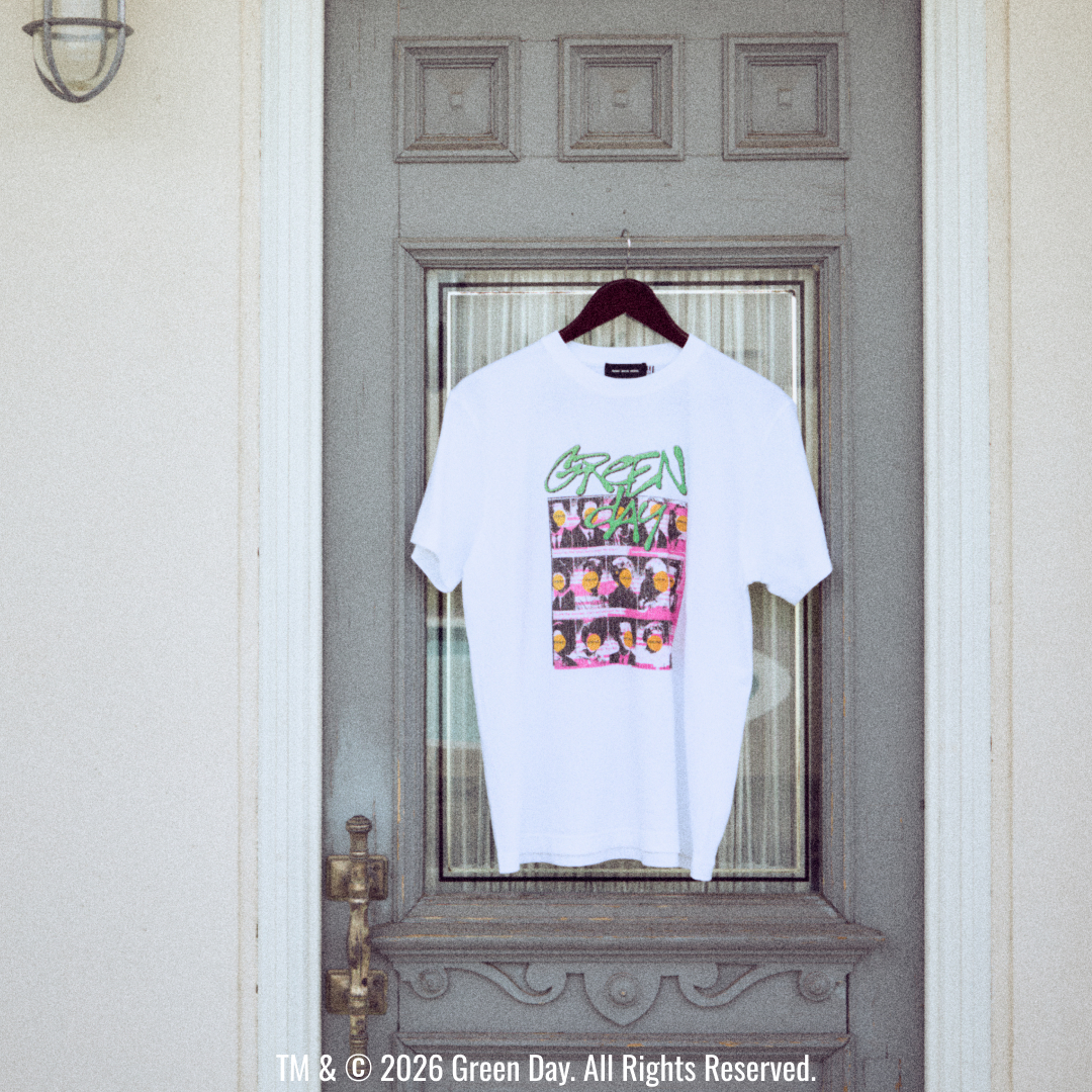 GOOD_ROCK_SPEED's tweet photo. GREEN DAY Collection.

時代を変えたパンクロックの空気を、
グラフィックTシャツという形で。

ヴィンテージライクな風合いと、
日常に馴染むシルエットで仕上げました。