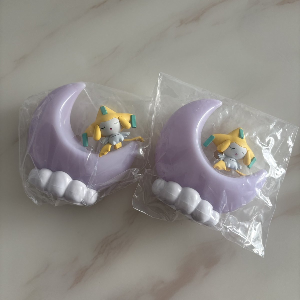 6v6_young's tweet photo. おっきなお月さまライトマスコット2 ポケモン ガチャ 交換 買取

【譲】ジラーチ×2

【求】イーブイ、見つかり次第買取

梅田近辺にて手渡し可能な方で探しております。お気軽にお声掛けください🌙 https://t.co/al1pZB8jqw