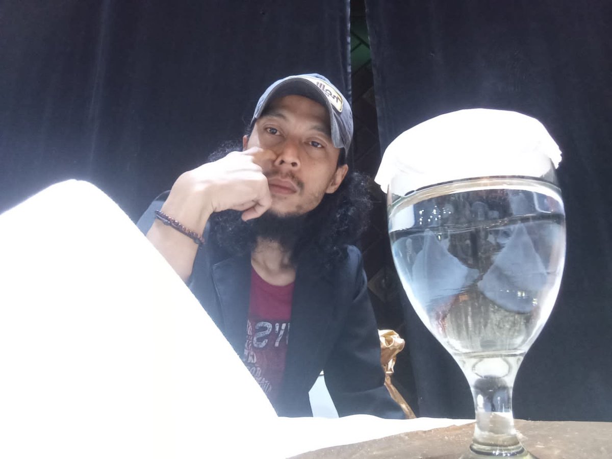ade_mutadi's tweet photo. #prioritas #hambasahaya #pengangguranindonesia #rakyatmerdeka #kedaulatanditanganrakyat๐ฎ๐ฉ
Allahuma sholli ala sayyidina MUHAMMAD. https://t.co/8dZcRJeid5