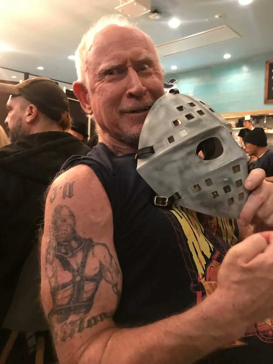 EditionsRififi's tweet photo. Nous avons tous perdu un être cher...  
L’Ayatollah des plaines et des montagnes n’est plus…
RIP Kjell Nilsson, inoubliable interprète d'Humungus.
#MadMax2 #Humungus https://t.co/gurVLgMkn1