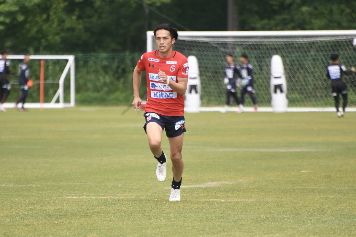 minyu_iwakifc's tweet photo. 【長野キャンプ⛰️】
3日目も走りまくりました🏃‍♀️🔥

デモンストレーションした #久永翼 コーチと #泉宗太郎 コーチも見事制限時間内でした👏
#いわきFC
#長野
#キャンプ https://t.co/dIegXNBA9r