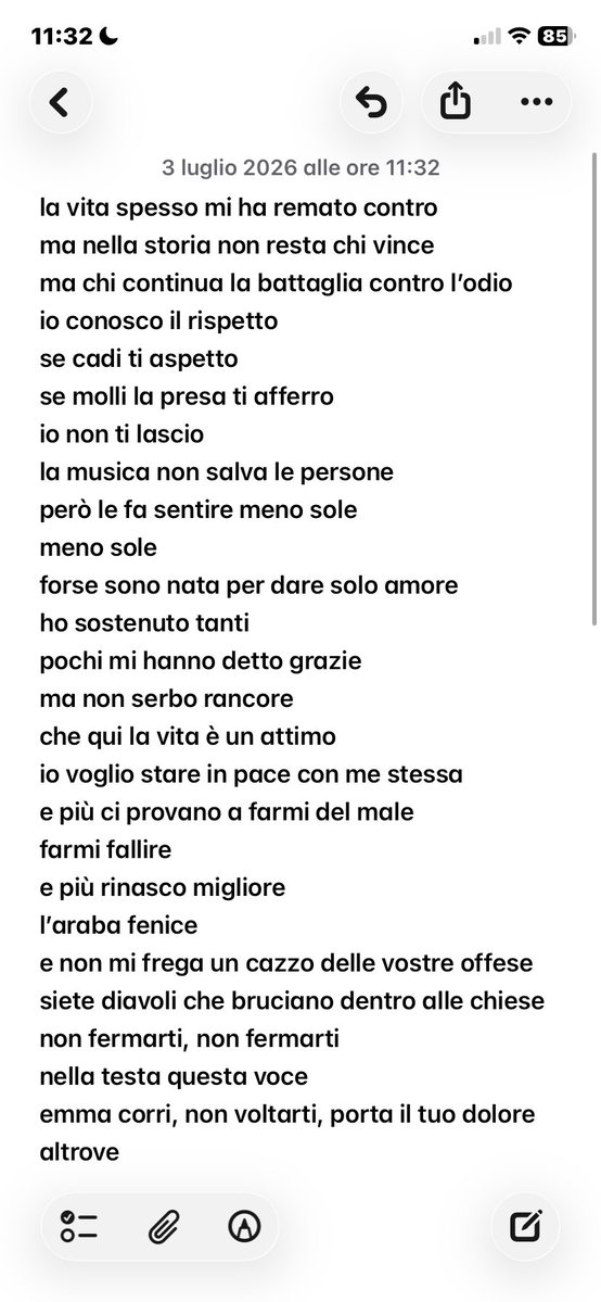 notteribelle's tweet photo. il testo della canzone che emma ha spoilerato ieri

ho pianto 💔 https://t.co/IAsWlIu0JH