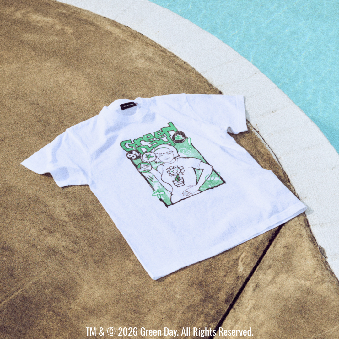GOOD_ROCK_SPEED's tweet photo. GREEN DAY Collection.

時代を変えたパンクロックの空気を、
グラフィックTシャツという形で。

ヴィンテージライクな風合いと、
日常に馴染むシルエットで仕上げました。