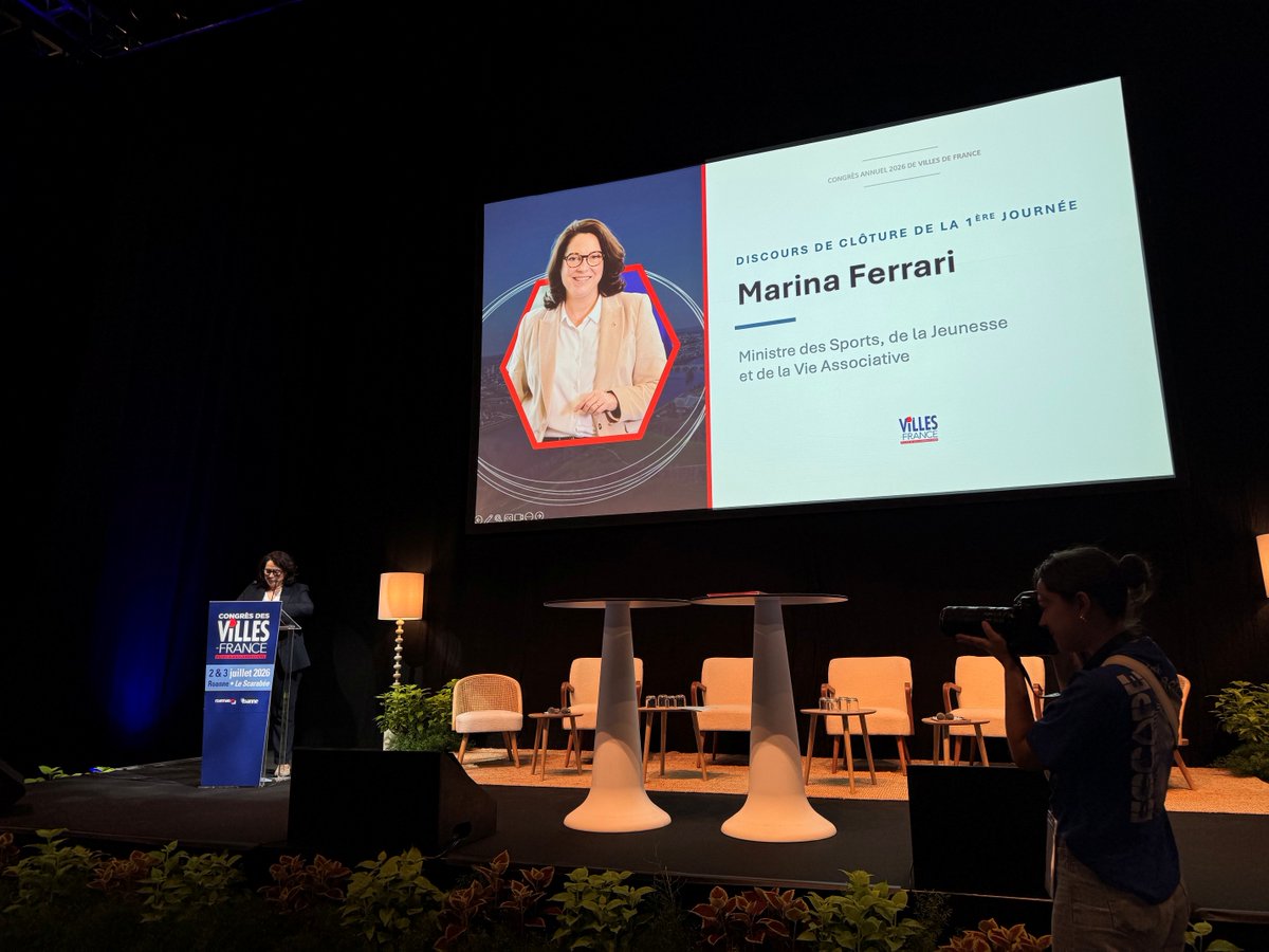 UNIONs_c's tweet photo. Signature ce matin de la convention "EduRénov Sport" par la ministre @Marina_Ferrari aux côtés de l'@Agence_du_Sport et de la @BanqueDesTerr ! Un levier important pour le développement des équipements sportifs pour lesquels les entreprises UESC proposent des solutions innovantes! https://t.co/nSPHQLT6kf
