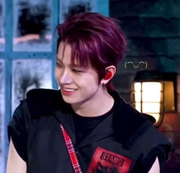 kdnkji's tweet photo. EVER 1 : น่ารักกก!!

EVER 2 : เจ้าเด็กน้อยย!!

🐹 : *ยิ้มเขินing * 

แต่จังหวะยิ้มหล่อโคตรเลยอะ 🫪🫰🏻 https://t.co/Phg3bAmGH1