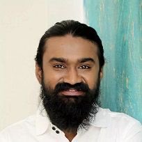 notKhannaa's tweet photo. If not for this 4 porambokulu..
TL wud have been peaceful last one month. https://t.co/uGKOuK2Q76