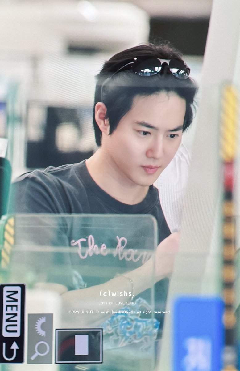 wishs0522's tweet photo. 260703 ICN

#수호 #SUHO #준면 #김준면 #金俊勉 #スホ #EXO
@weareoneEXO https://t.co/h7jUAa8mBF