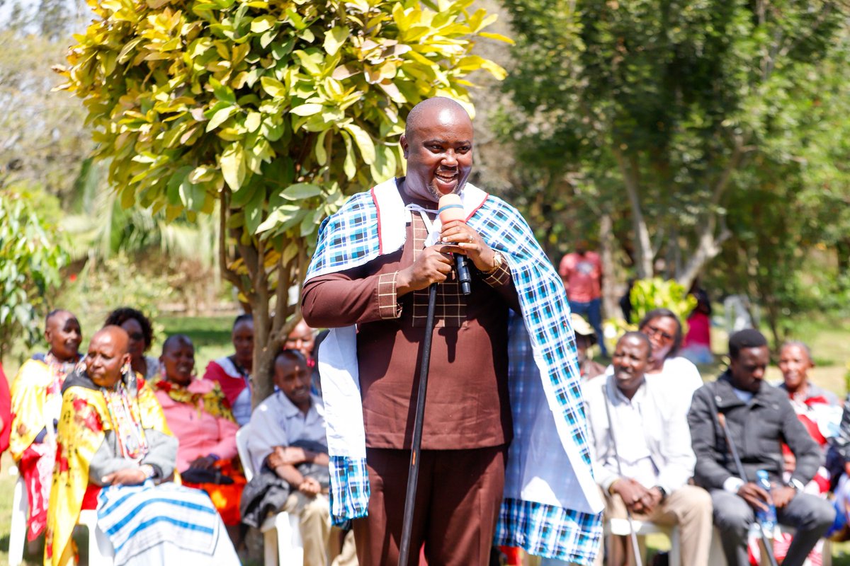 AlexKWachira's tweet photo. Joined the Kajiado Central Constituency Business Community Leaders for a breakfast consultative meeting, where we held productive discussions on practical ways to empower our business community by creating a more conducive and competitive business environment.

Together with Hon. Elijah Memusi Kanchory  and other government leaders, we explored strategies to unlock opportunities, enhance business productivity, boost returns, and foster sustainable economic growth for our entrepreneurs and the wider community.

As government, I reaffirmed my commitment to accelerating electricity connectivity and expanding street lighting across our trading centres as key interventions to support businesses and stimulate economic growth.

Reliable electricity and well-lit trading centres will extend business operating hours, enhance security, create more opportunities for traders, attract investment, and contribute to increased economic activity across Kajiado Central Constituency.

Together, we remain committed to building a vibrant business environment that creates jobs, supports enterprise, and improves the livelihoods of our people.