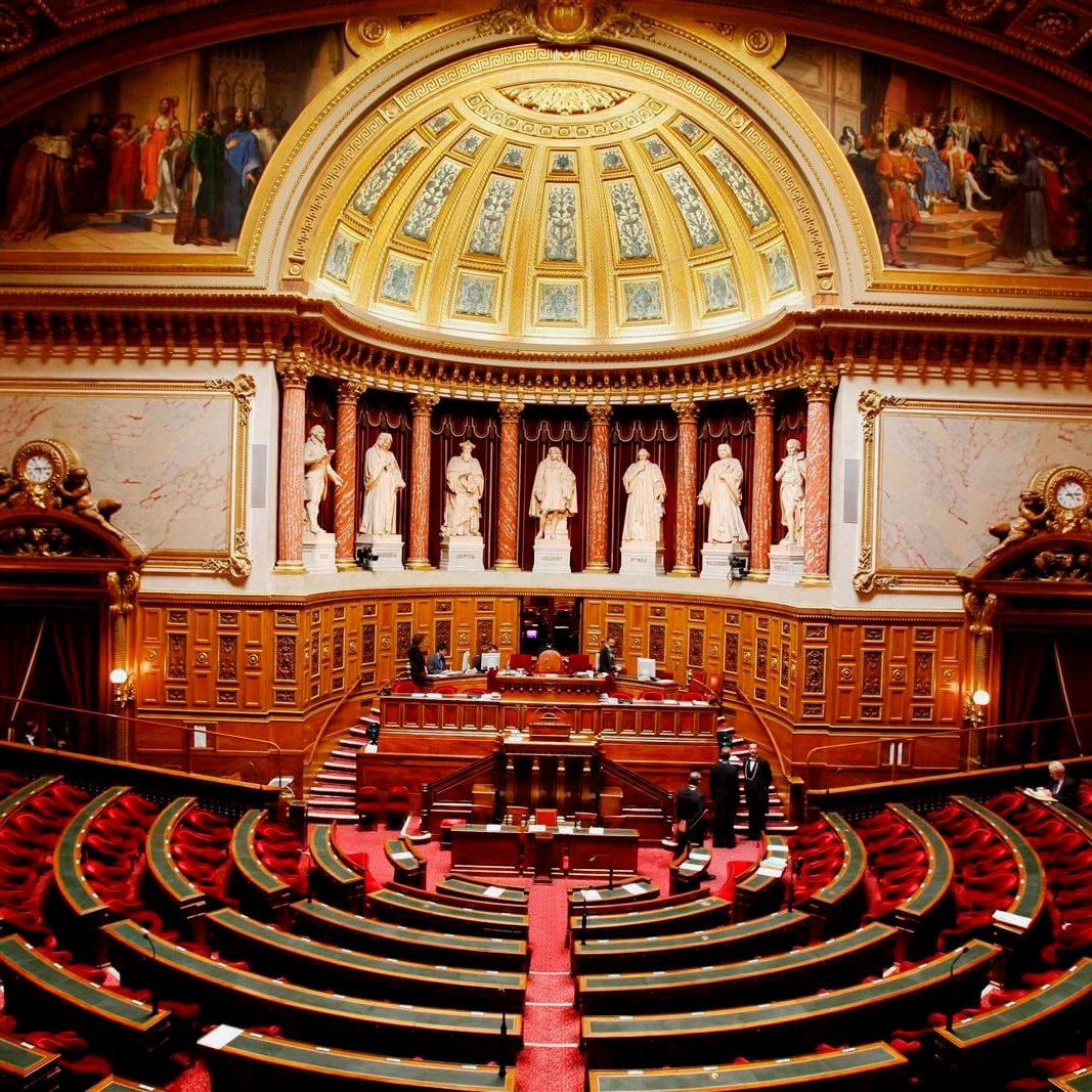 TribunePop23's tweet photo. 🇫🇷📂FLASH INFO - La commission des affaires sociales du Sénat a refusé, le 1er juillet, d’examiner le texte visant à créer un droit à "l'aide à mourir" et demande au gouvernement d'interrompre le processus législatif ! https://t.co/M3Mnm3FfSI