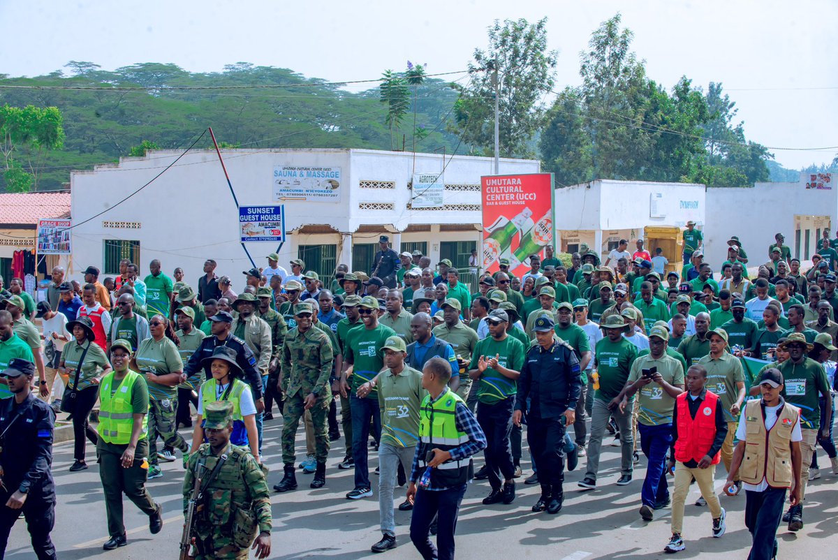 NewTimesRwanda's tweet photo. HAPPENING: Leaders and security officials  across Eastern Province have joined thousands of residents in Nyagatare for a 23 km #Kwibohora32 walk retracing the footsteps  to Gikoba, a place known to have started as a commanding zone of #Rwanda's liberation journey.

📸: @ENkangura /TNT
