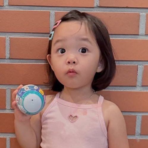 imnoknang's tweet photo. 😯                                                                      😲 https://t.co/jQWNuGbDPQ