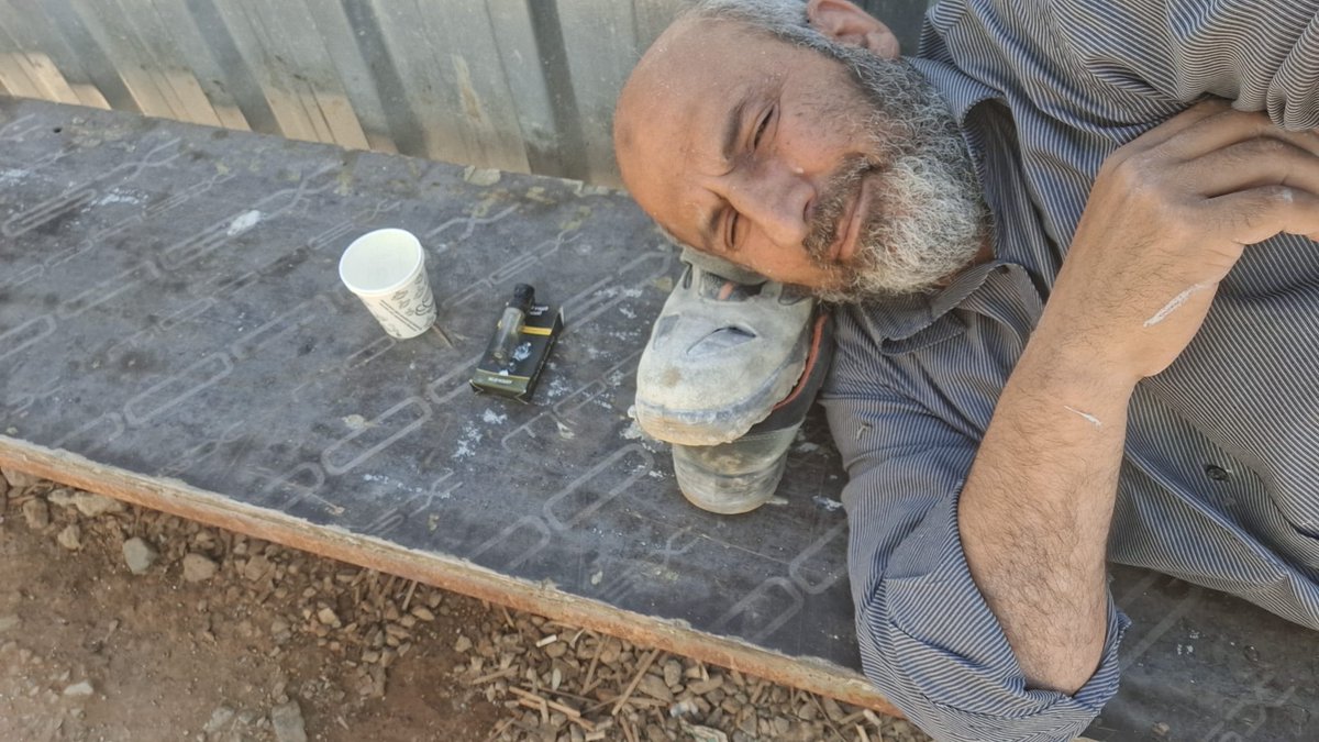 HostaDayi's tweet photo. Sunneta Qeylule ya hatîye bîrevekirin,  bi awayek isrararane,  em careka dî vedijînin-ihya dikin. 

Îna we bixêr. 

Unutulmaya yüz tutmuş Kaylule sünnetini ısrarla yeninden ihya etmeye çalışıyoruz. 

Hayirli Cumalar. https://t.co/usaTL7GGgr
