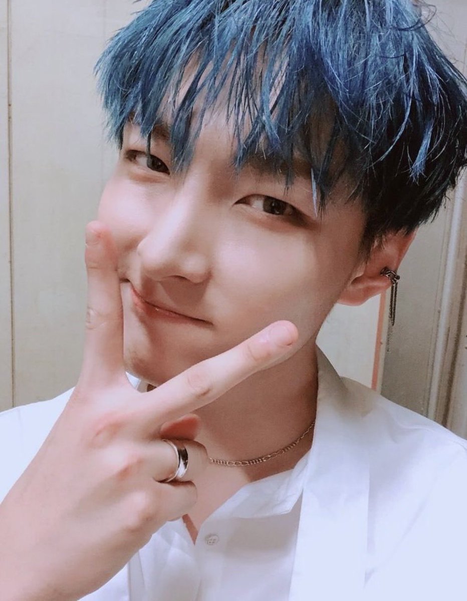 4_MFG's tweet photo. Wishing the happiest of birthdays to our dear Zuho 🥳🫶
All the love &amp; happiness in the entire world for you! I hope you‘re able to enjoy your special day, eat something delicious &amp; please know how very loved you are~ We miss you, we love you &amp; can’t wait to see you again soon ♡ https://t.co/eldgK9HGw6
