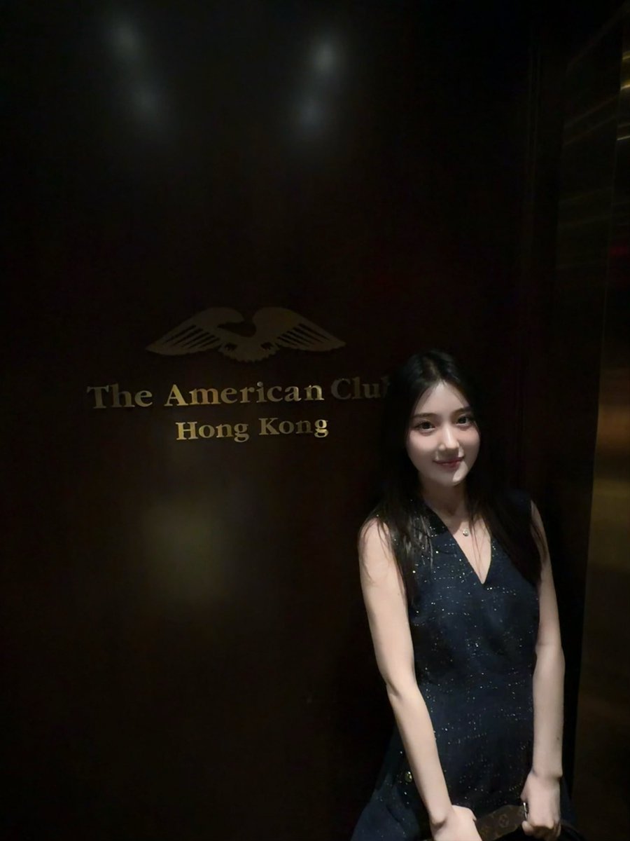 Krystal77277428's tweet photo. The American Club小聚🍾 https://t.co/CtwoiYpz51