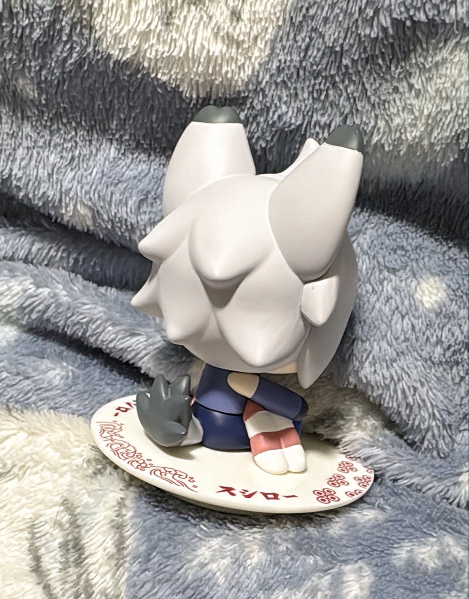 senki_P_'s tweet photo. たまたま来たらやってたので。
リリース直後にほんのちょっとやったことある程度ではあるものの試しに注文してみたらなかなかかわいい人？ケモミミの人が。知らないキャラとはいえラインナップの中では1番好みだったので嬉しい。えび抱えてるのかわいいね。てかクオリティ高いな。 https://t.co/iUecLScJB4