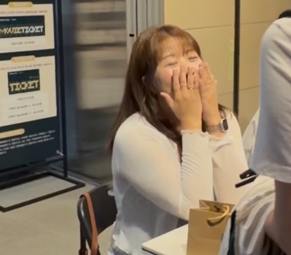 summerxoooes's tweet photo. 둘셋 민경 사랑해~~♥ https://t.co/bobdcdRoOk