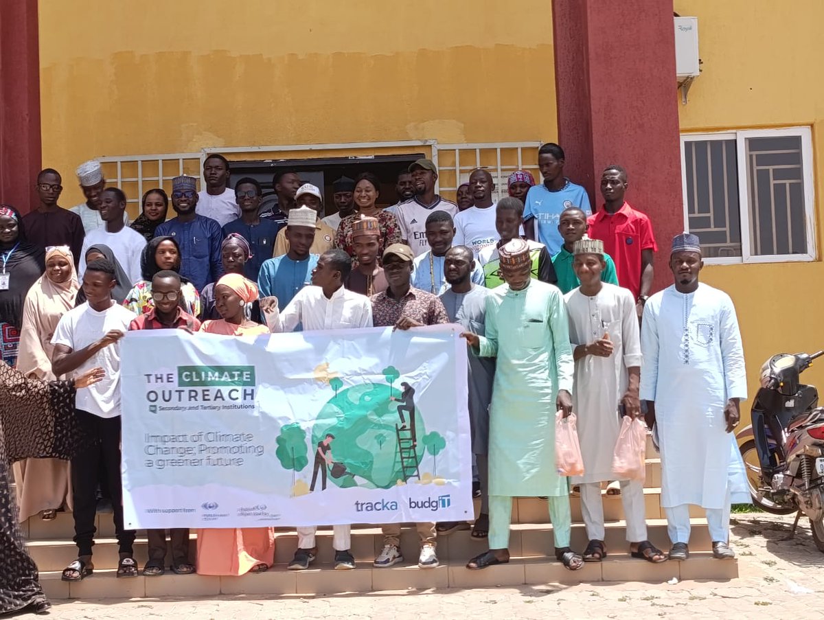 TrackaNG's tweet photo. Tracka held a climate outreach with Engineering students of United Polytechnic, Jos, Plateau state to teach the effects of climate change in our environment.

Students also had hands-on experience on tree planting and seed selection. A total of 13 different species of trees were donated and planted at the school. 

The management of the school allowed us to create a climate club at the school for more engagement.